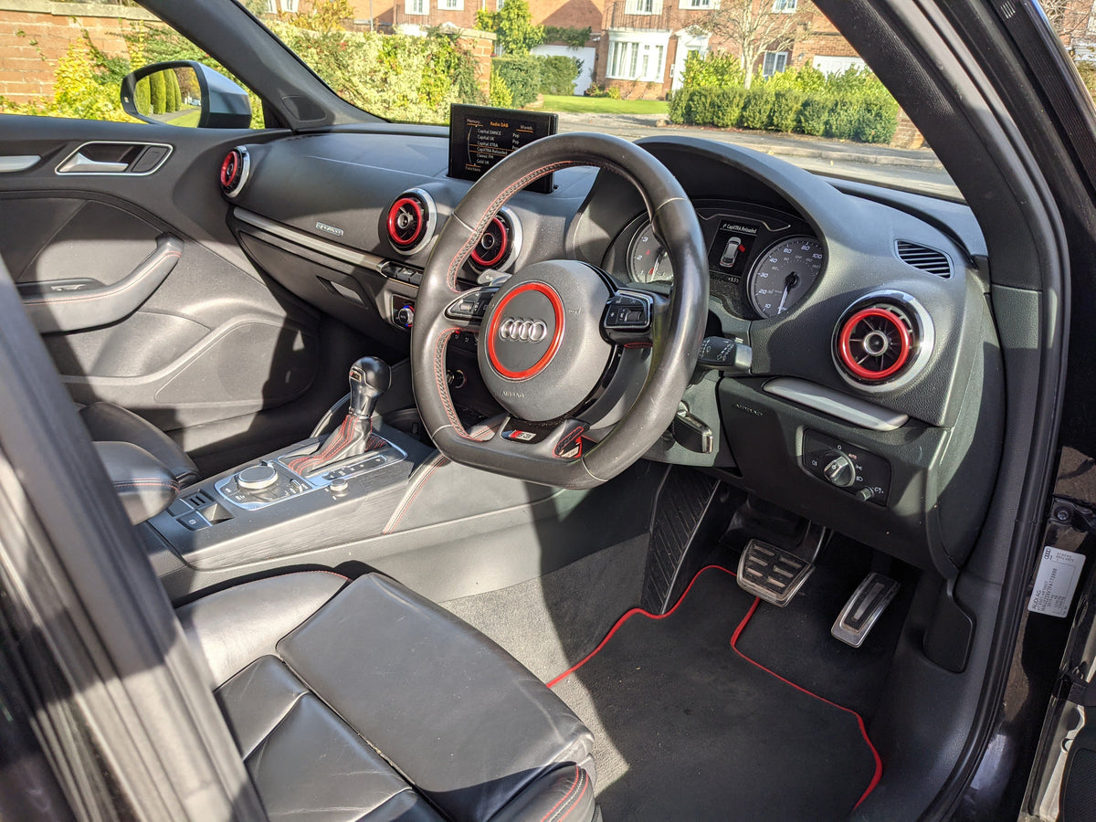 Audi S3  2.0 TFSI Sportback S Tronic Quattro